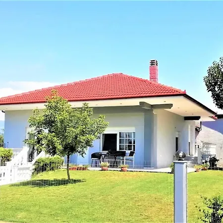 Deppy's House κοντά στα λουτρά πόζαρ * Chrysi