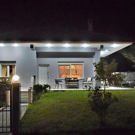 Deppy's House κοντά στα λουτρά πόζαρ Apartment *