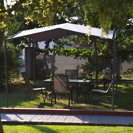 Appartement Deppy's House κοντά στα λουτρά πόζαρ