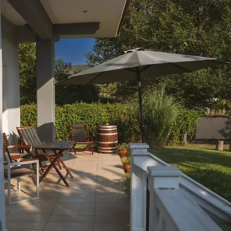 Deppy's House κοντά στα λουτρά πόζαρ Apartman *