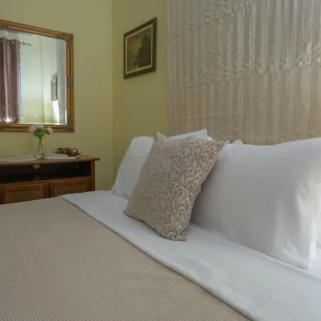 Deppy's House κοντά στα λουτρά πόζαρ Chrysi