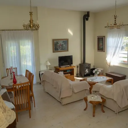 Apartment Deppy's House κοντά στα λουτρά πόζαρ Chrysi