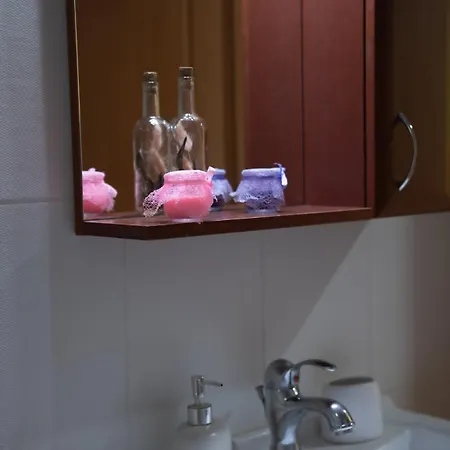 Deppy's House κοντά στα λουτρά πόζαρ Apartman *