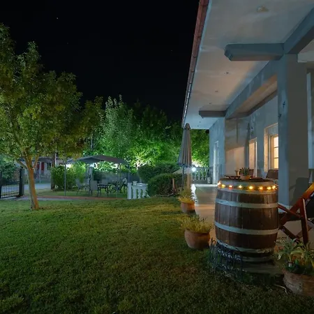 Deppy's House κοντά στα λουτρά πόζαρ *