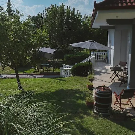 Deppy's House κοντά στα λουτρά πόζαρ Apartman