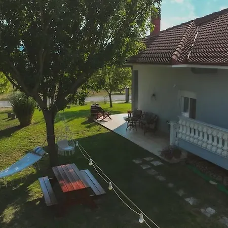 Apartman Deppy's House κοντά στα λουτρά πόζαρ *