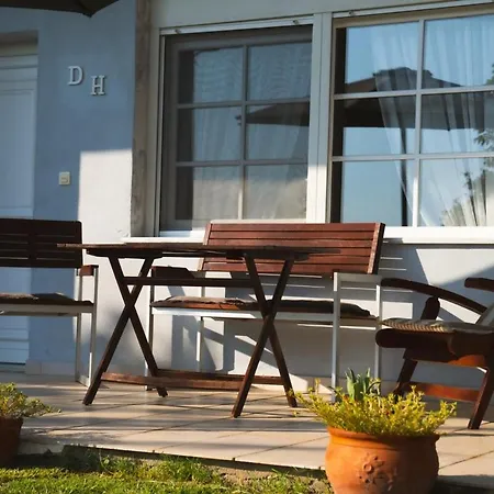 Deppy's House κοντά στα λουτρά πόζαρ Chrysi