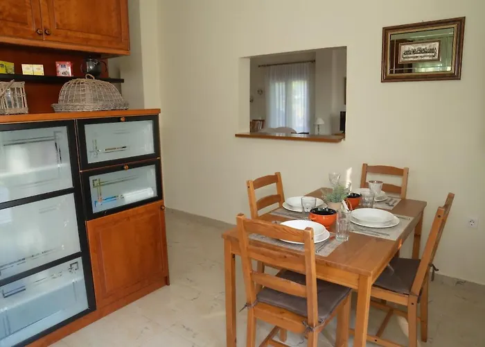 Apartament Deppy's House κοντά στα λουτρά πόζαρ Chrysi
