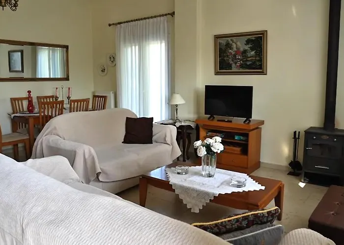 Deppy's House κοντά στα λουτρά πόζαρ * Chrysi