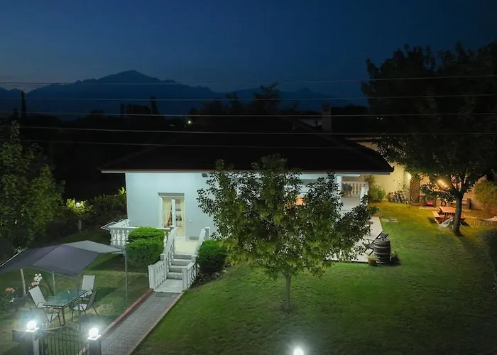 Deppy's House κοντά στα λουτρά πόζαρ Apartament Chrysi