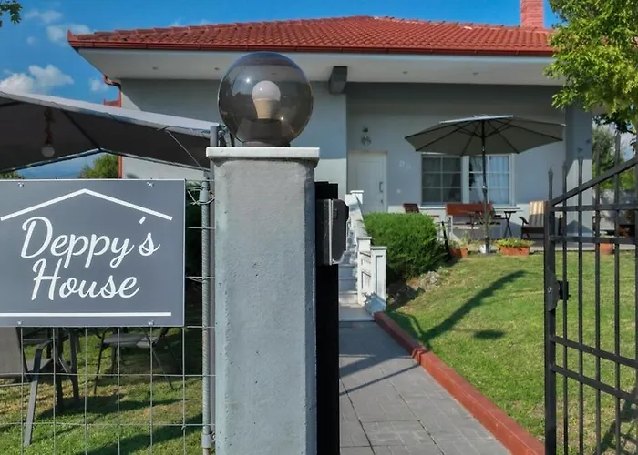 Deppy's House κοντά στα λουτρά πόζαρ Chrysi